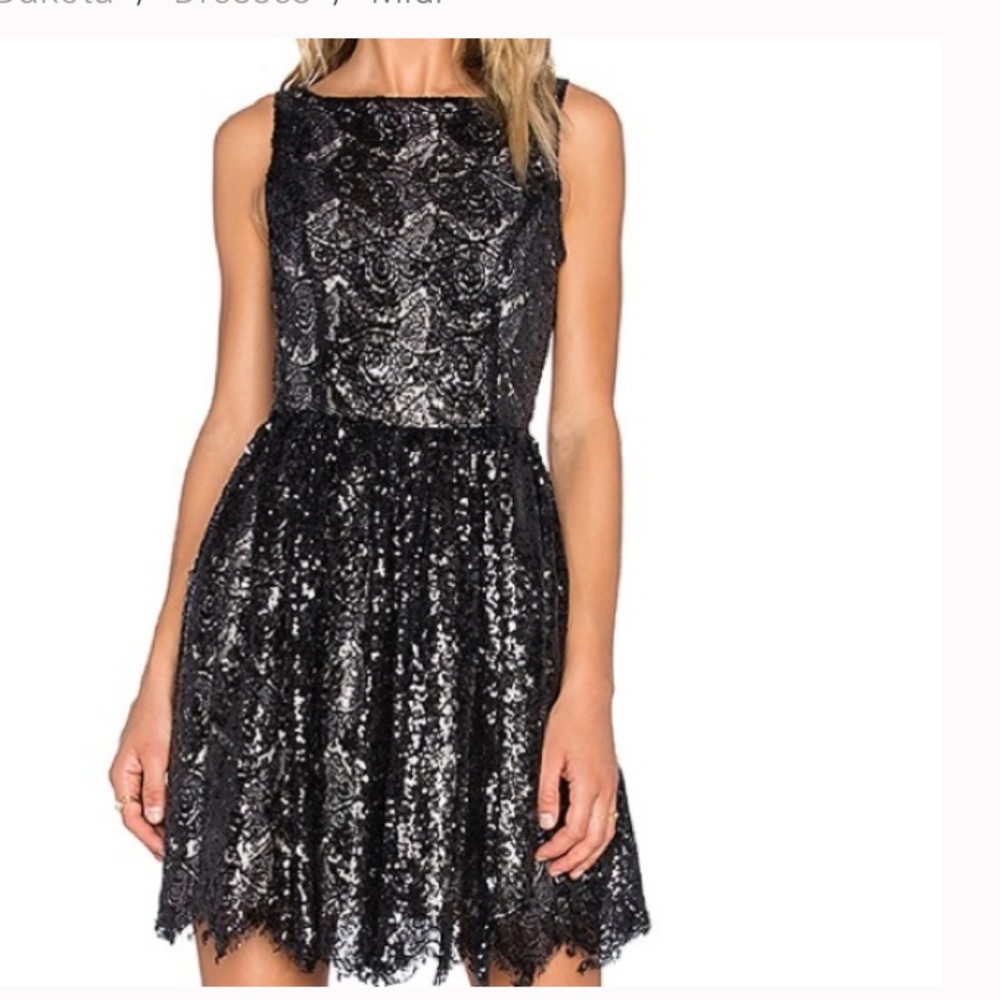 BB DAKOTA Sabrina Lace Sequin Mini Dress in Black sz 4 NWT